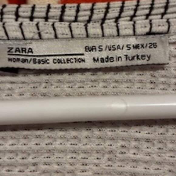 ZARA Top, Light Gray with Bell Sleeves sits at waist, Cotton Rayon blend, Small - Picture 7 of 9